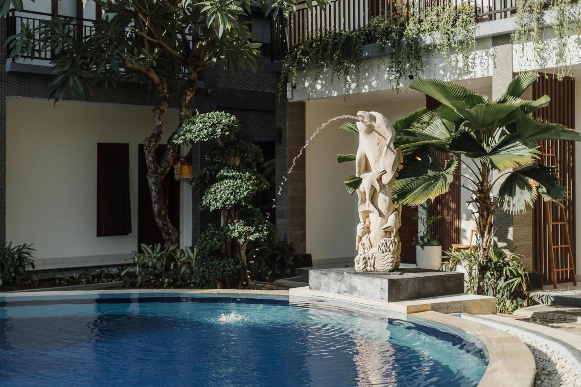 You Suite Seminyak Legian  Exterior photo