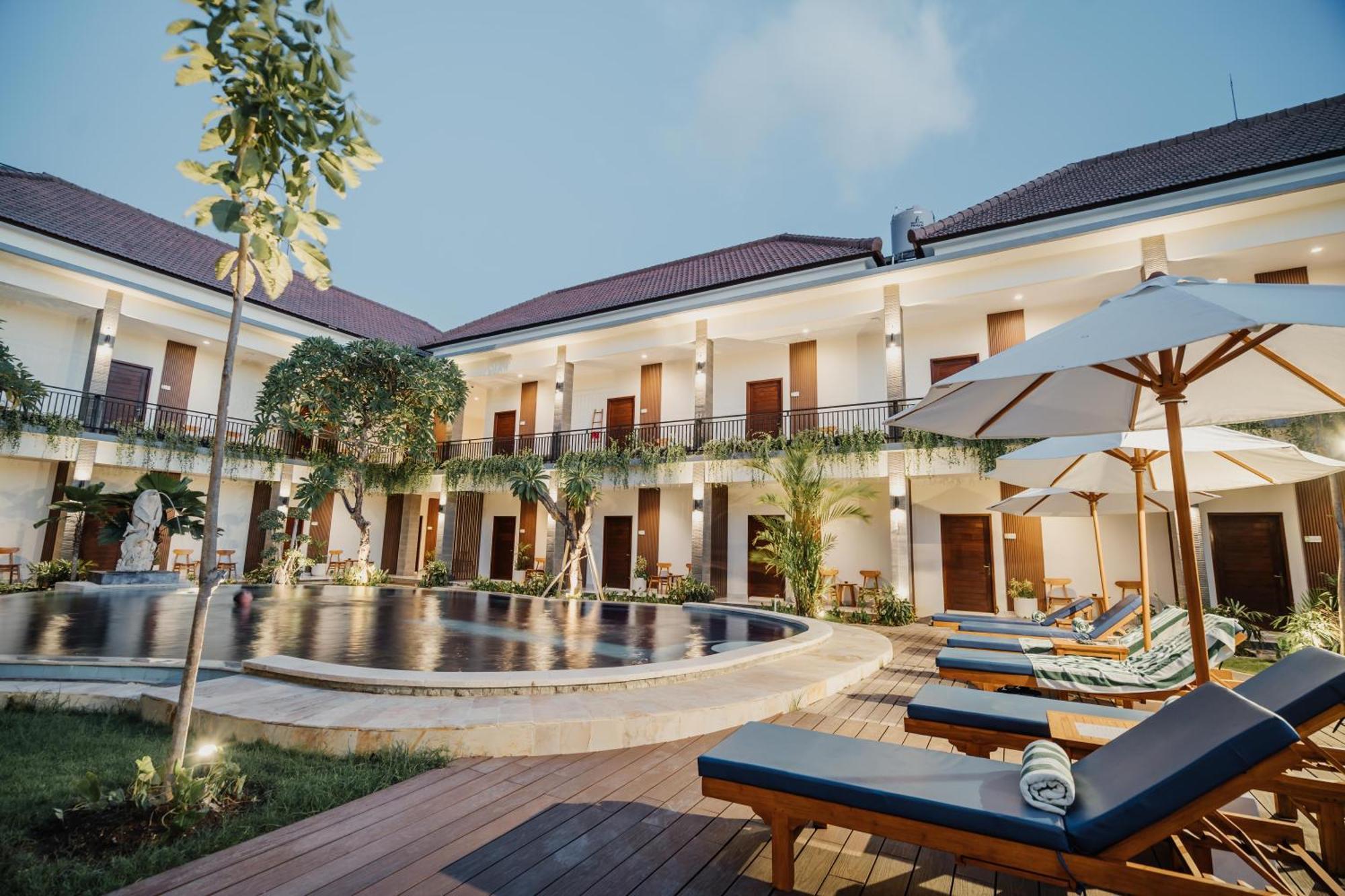 You Suite Seminyak Legian  Exterior photo