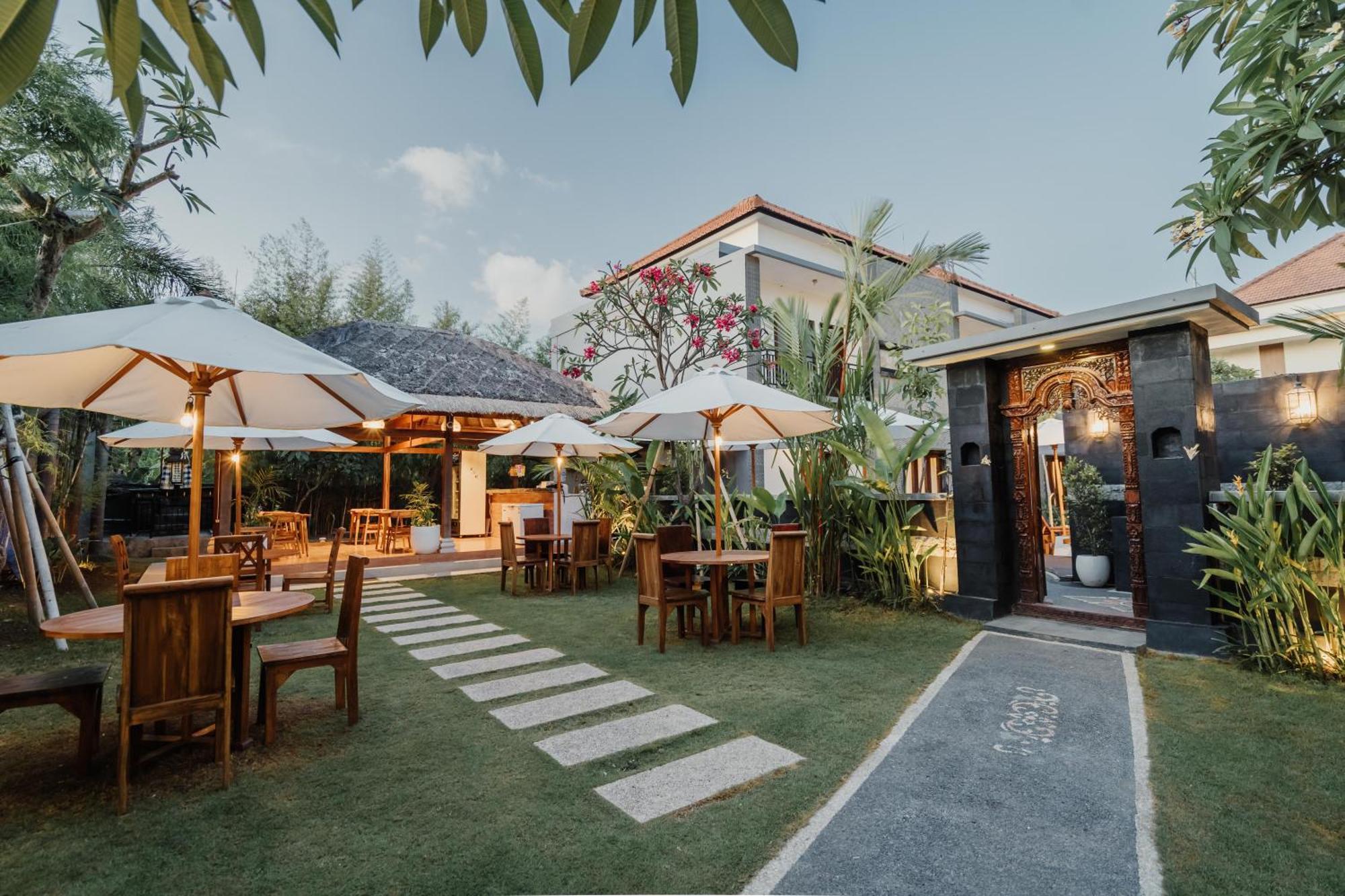 You Suite Seminyak Legian  Exterior photo